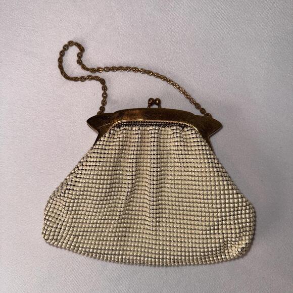 Whiting & Davis Other - Vintage 1950s Whiting and Davis Metal Mesh Handbag